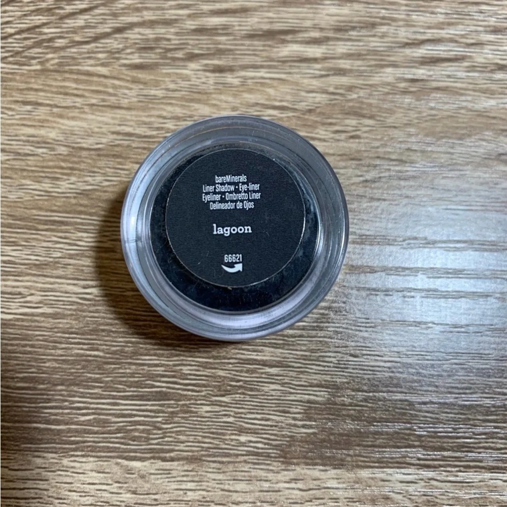 bareMinerals lagoon shadow